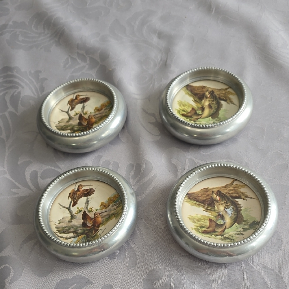 Vintage Set Of 4 Fred Sweney Coasters Birds Fish Metal Glass Barware Rustic
